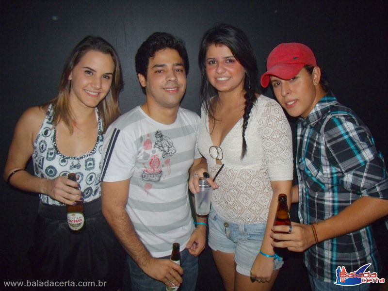 Balada: Fotos de Sexta na Weekend