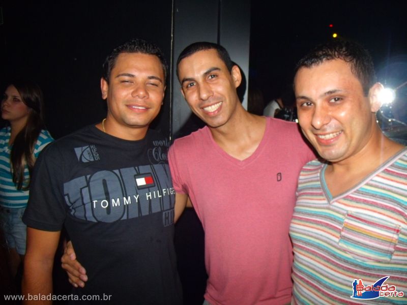 Balada: Fotos de Sexta na Weekend