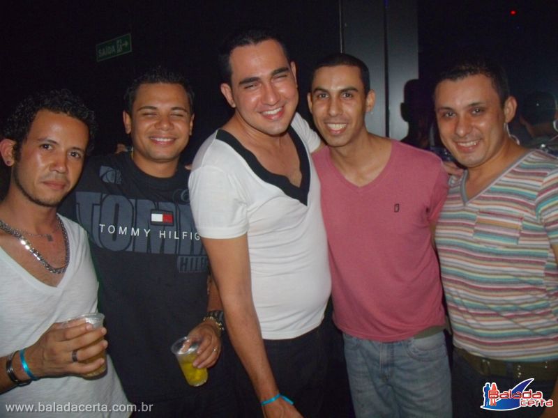 Balada: Fotos de Sexta na Weekend