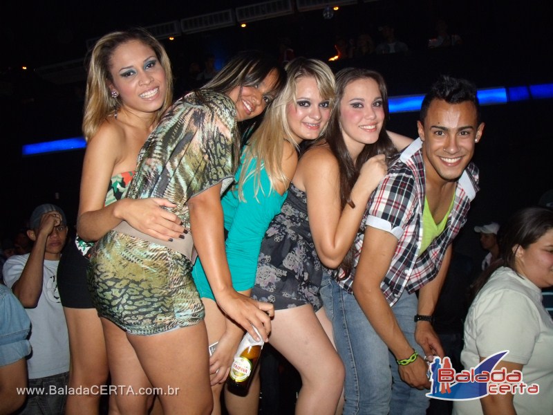 Balada: Fotos de Sexta na Weekend