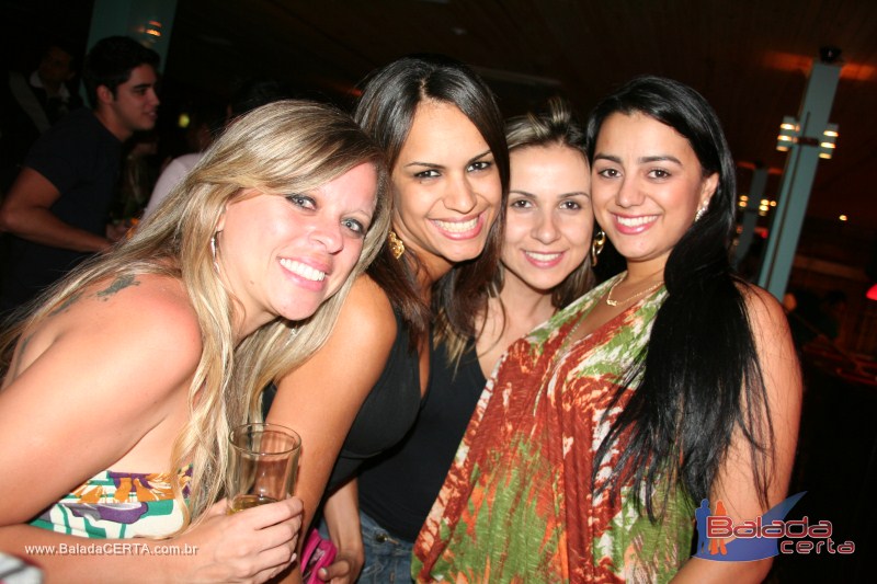 Balada: Fotos de domingo no PoiZ em guas Claras - DF