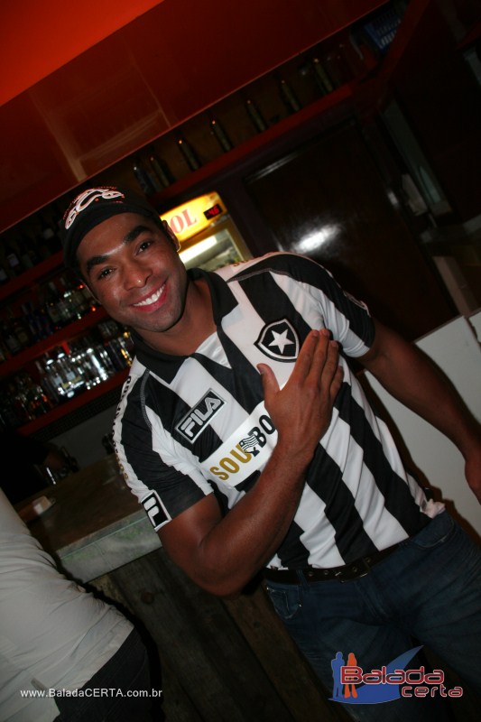 Balada: Fotos de domingo no PoiZ em guas Claras - DF