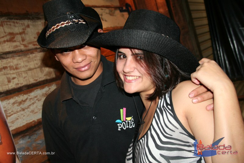 Balada: Fotos de domingo no PoiZ em guas Claras - DF