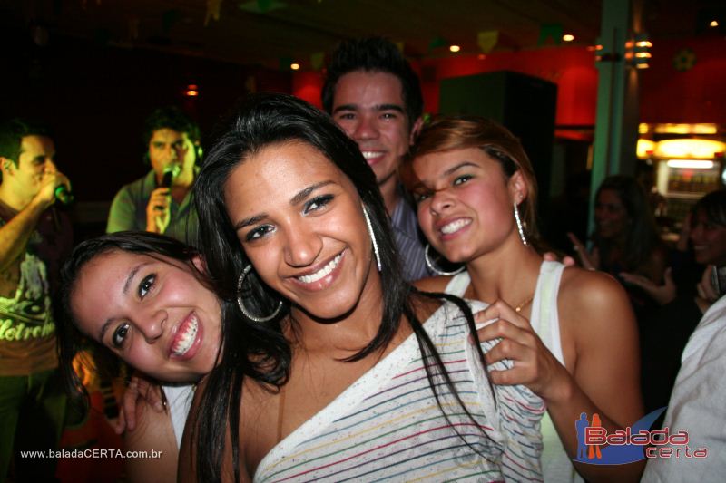 Balada: Fotos de quinta no Poiz em guas Claras - DF