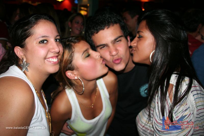 Balada: Fotos de quinta no Poiz em guas Claras - DF