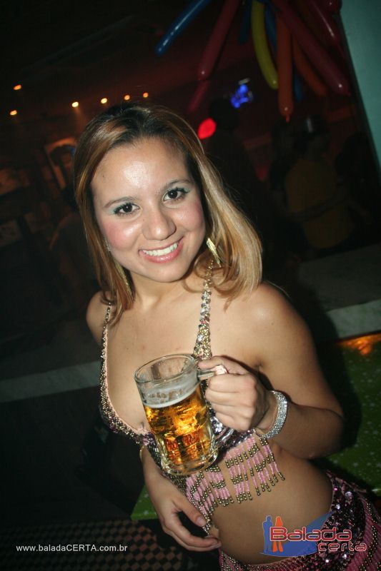 Balada: Fotos de sexta no Poiz em guas Claras - DF