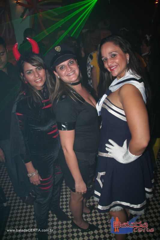 Balada: Fotos de sexta no Poiz em guas Claras - DF