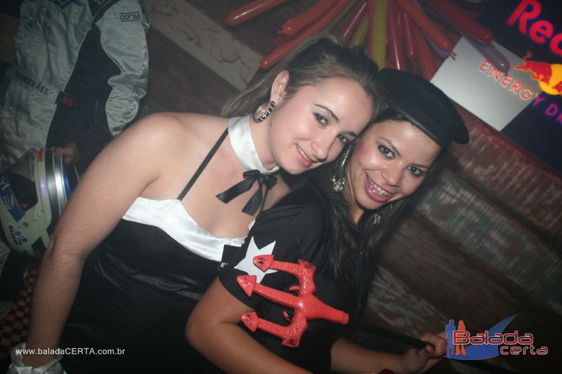 Balada: Fotos de sexta no Poiz em guas Claras - DF