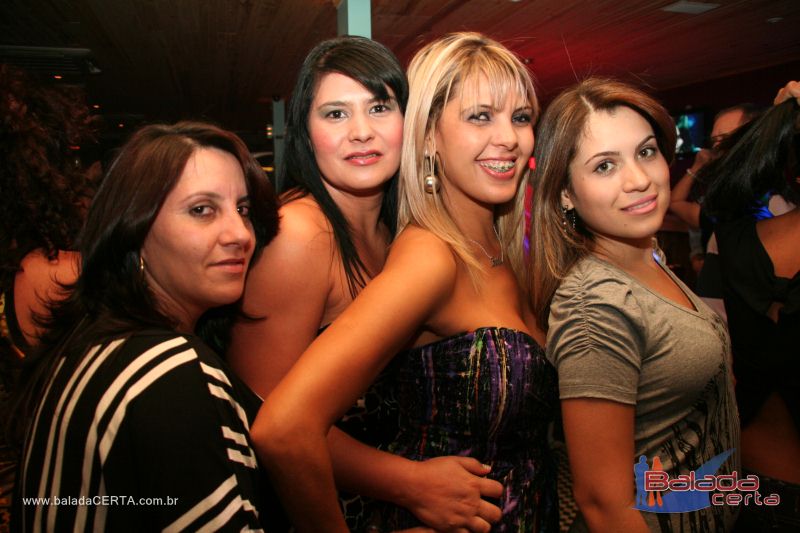 Balada: Fotos de sbado no Poiz em guas Claras - DF