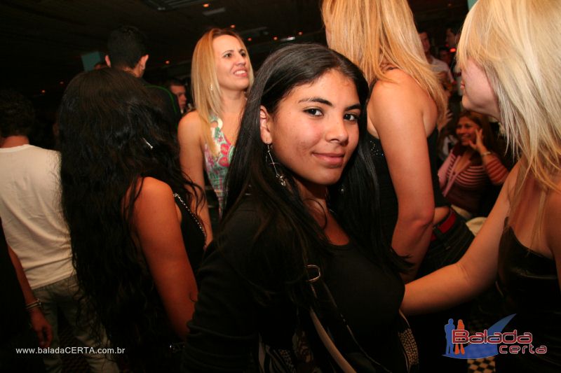 Balada: Fotos de sbado no Poiz em guas Claras - DF