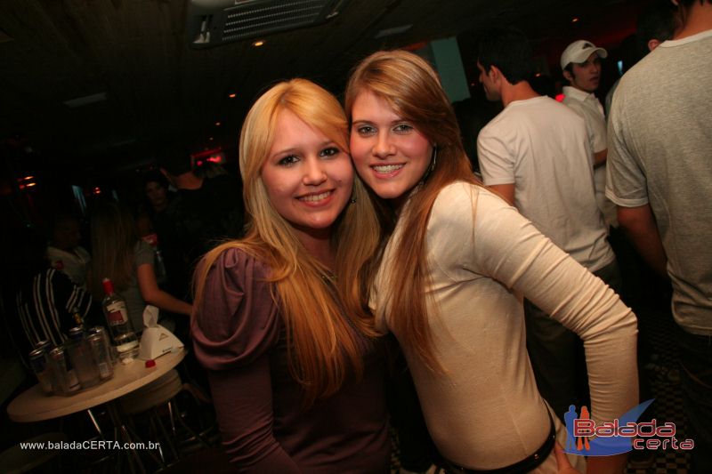 Balada: Fotos de sbado no Poiz em guas Claras - DF