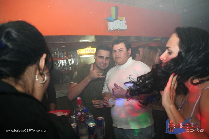 Balada: Fotos de sbado no Poiz em guas Claras - DF