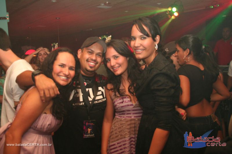 Balada: Fotos de sbado no Poiz em guas Claras - DF