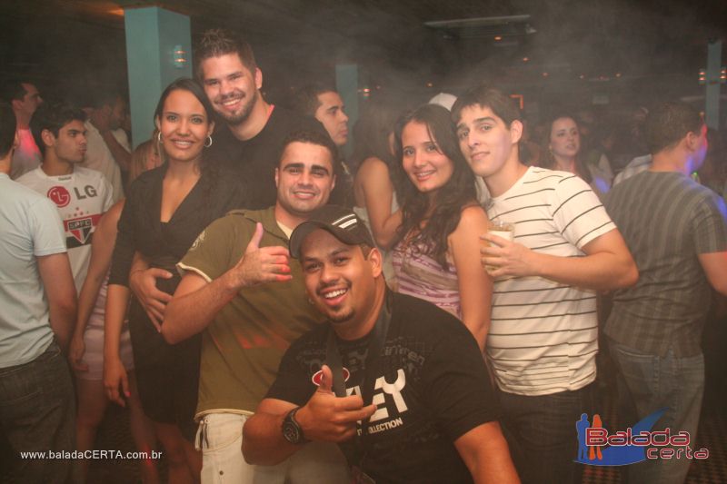 Balada: Fotos de sbado no Poiz em guas Claras - DF