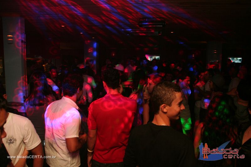 Balada: Fotos de sbado no Poiz em guas Claras - DF