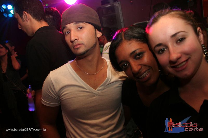 Balada: Fotos de sbado no Poiz em guas Claras - DF