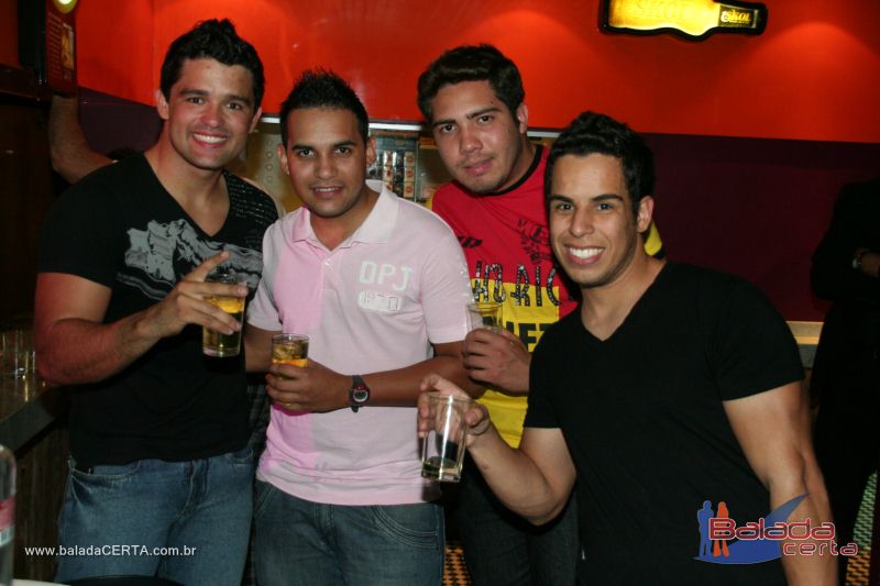 Balada: Fotos de quarta no Poiz em guas Claras - DF