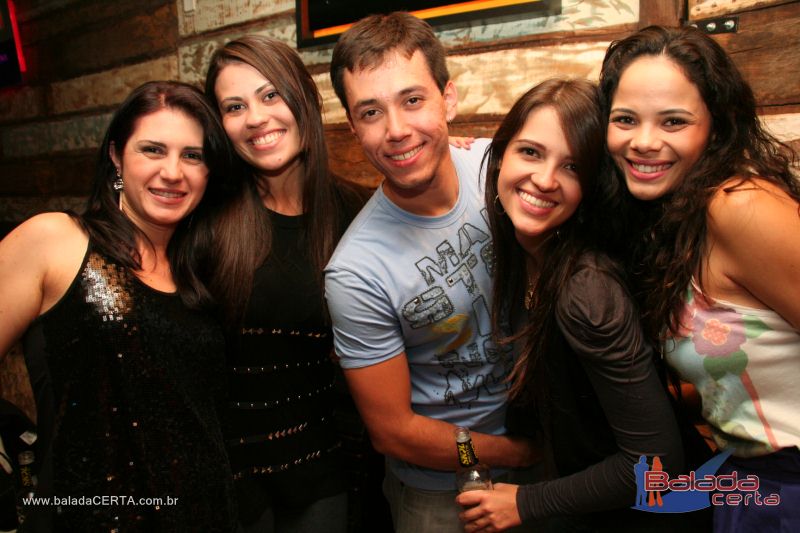 Balada: Fotos de quinta no Poiz em guas Claras - DF