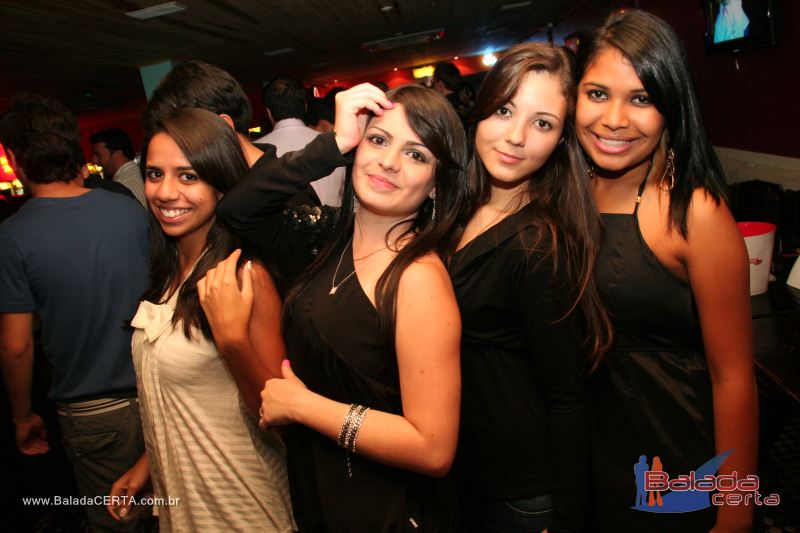 Balada: Fotos de sbado no Poiz em guas Claras - DF