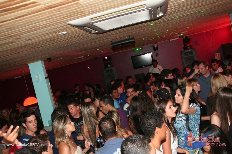 Balada: Fotos de s�bado no Poiz� em �guas Claras - DF