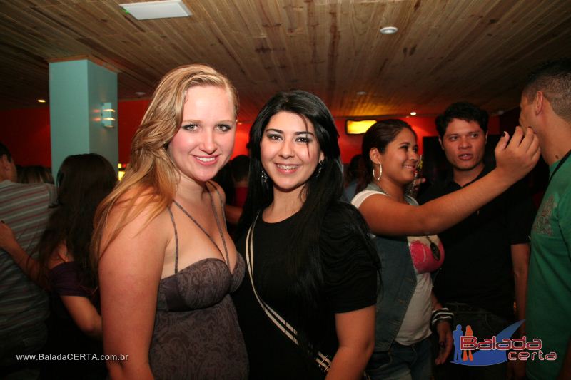 Balada: Fotos de sbado no Poiz em guas Claras - DF