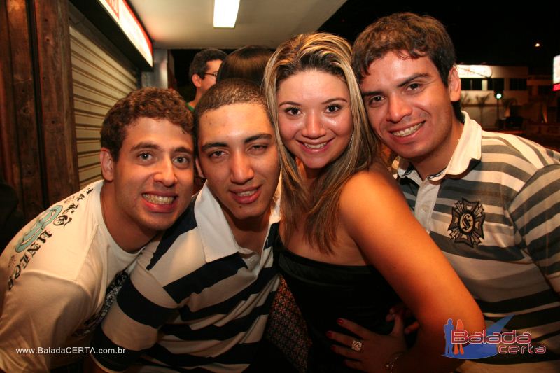 Balada: Fotos de sbado no Poiz em guas Claras - DF