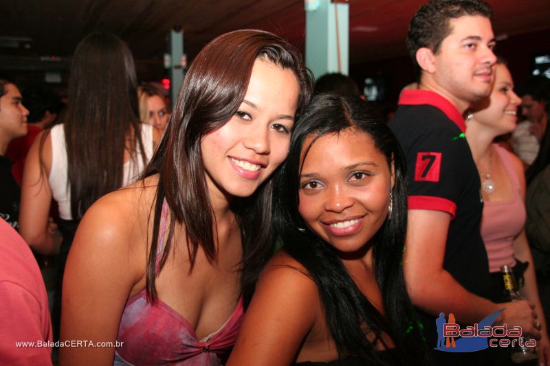 Balada: Fotos de sbado no Poiz em guas Claras - DF