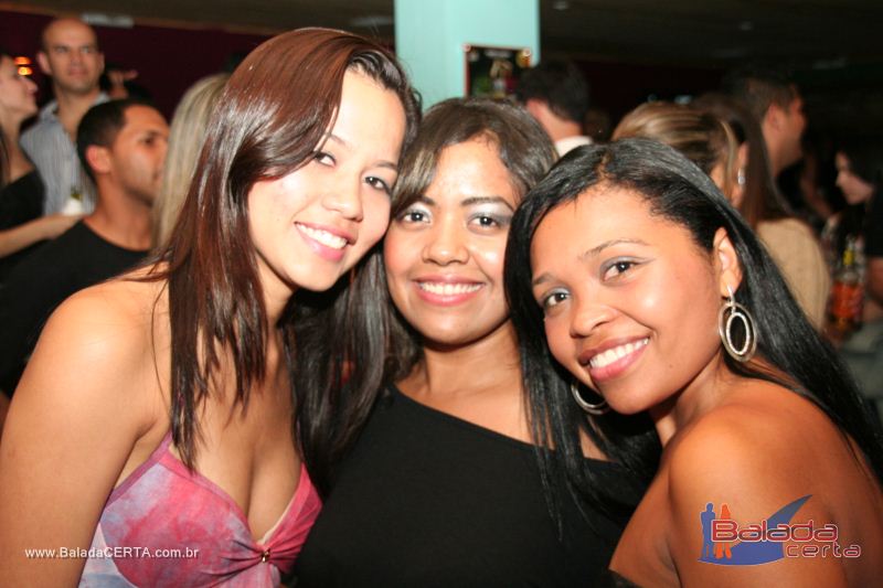 Balada: Fotos de sbado no Poiz em guas Claras - DF