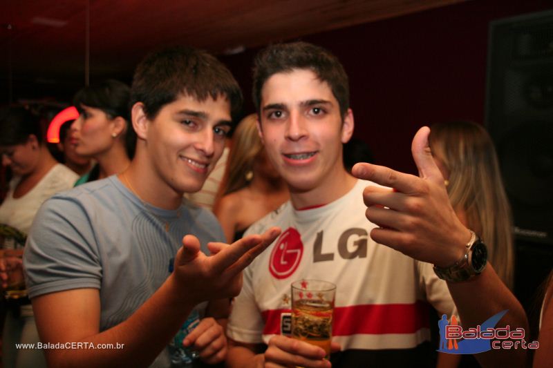 Balada: Fotos de sbado no Poiz em guas Claras - DF