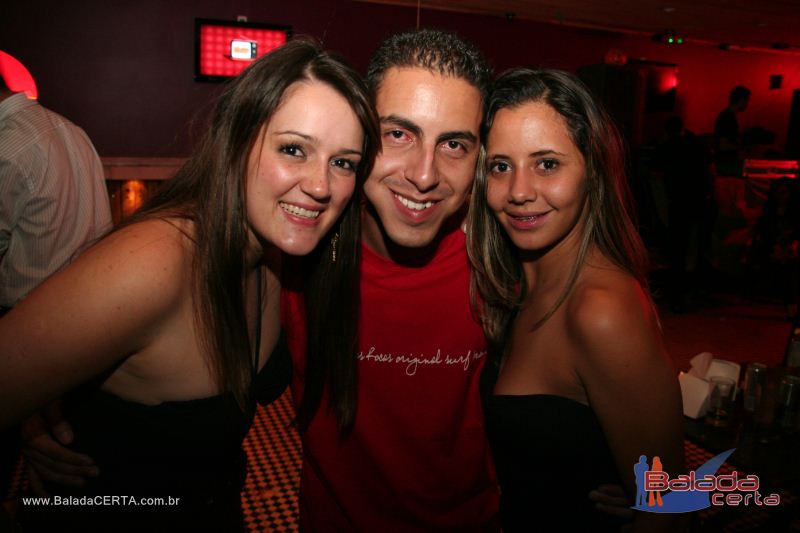 Balada: Fotos de sexta no Poiz em guas Claras - DF