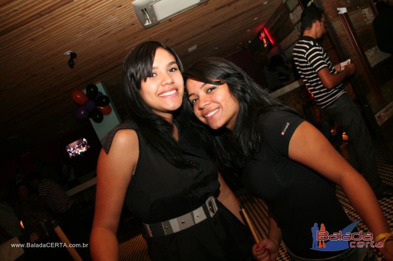 Balada: Fotos de sexta no Poiz em guas Claras - DF