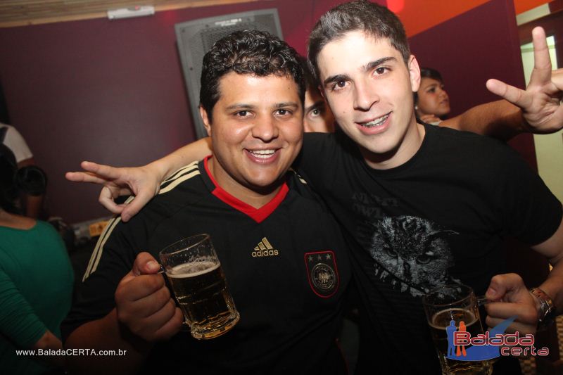 Balada: Fotos de sbado no Poiz em guas Claras - DF