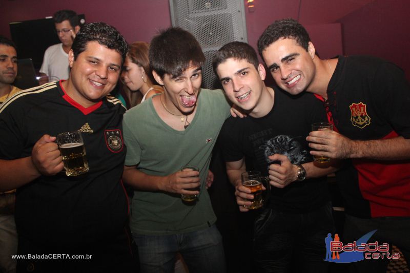 Balada: Fotos de sbado no Poiz em guas Claras - DF