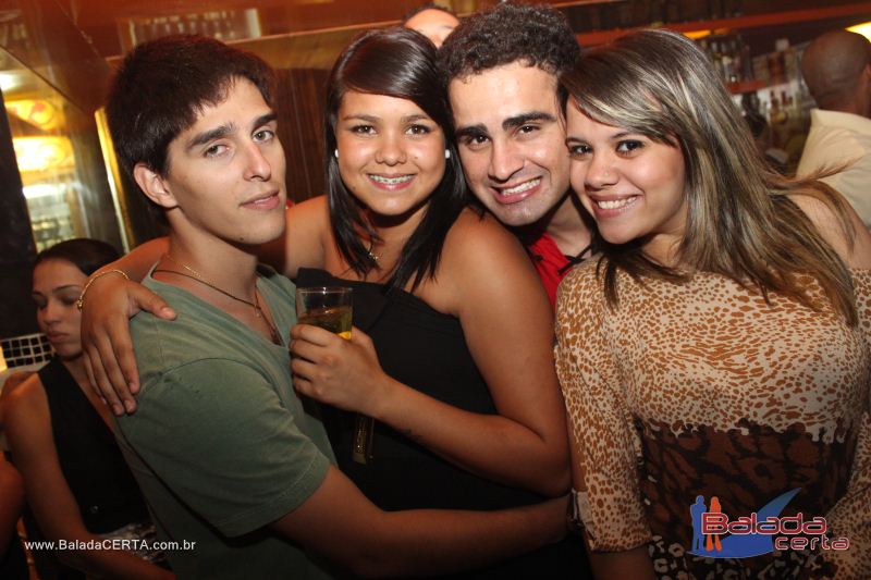 Balada: Fotos de sbado no Poiz em guas Claras - DF