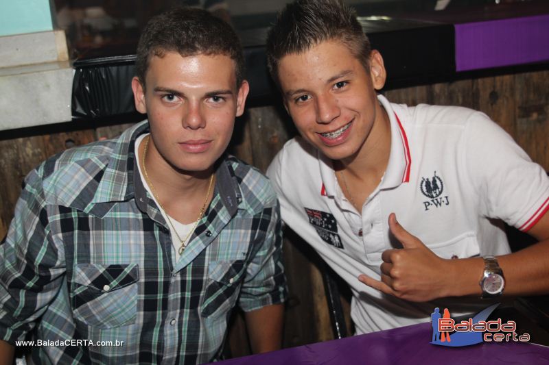 Balada: Fotos de Sexta no PoiZ - guas Claras - DF