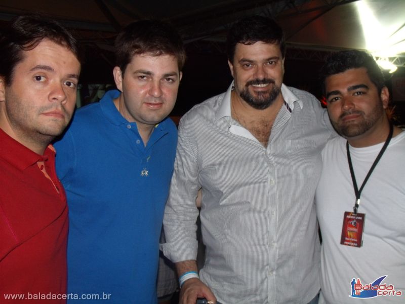 Balada: Fotos do Show Cowboy Forever 2011,no Camaru em Uberlandia/MG