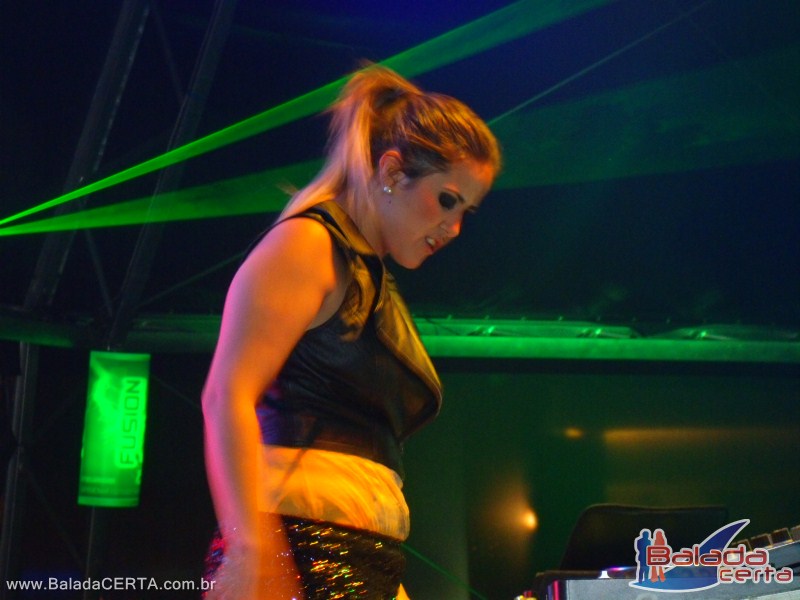 Balada: Tringulo Music 2011