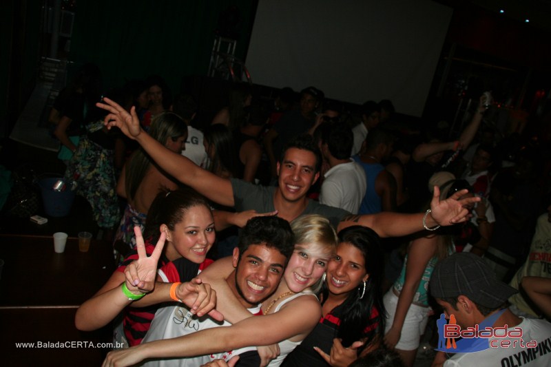 Balada: Fotos de domingo no Nana Bar em �guas Claras - DF