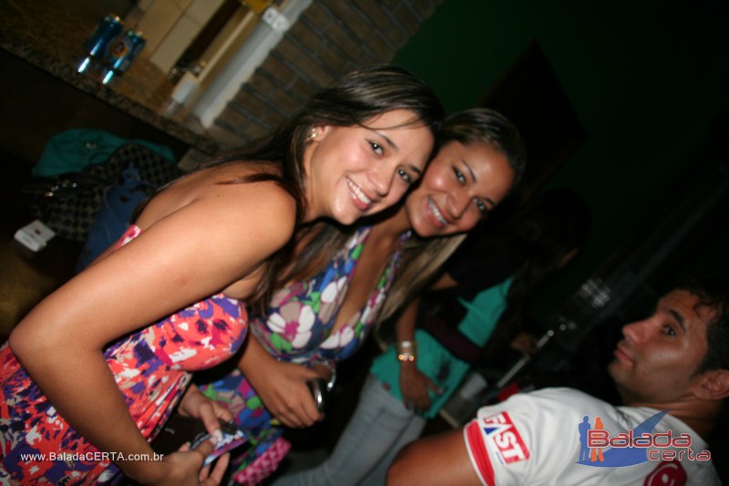 Balada: Fotos de domingo no Nana Bar em �guas Claras - DF