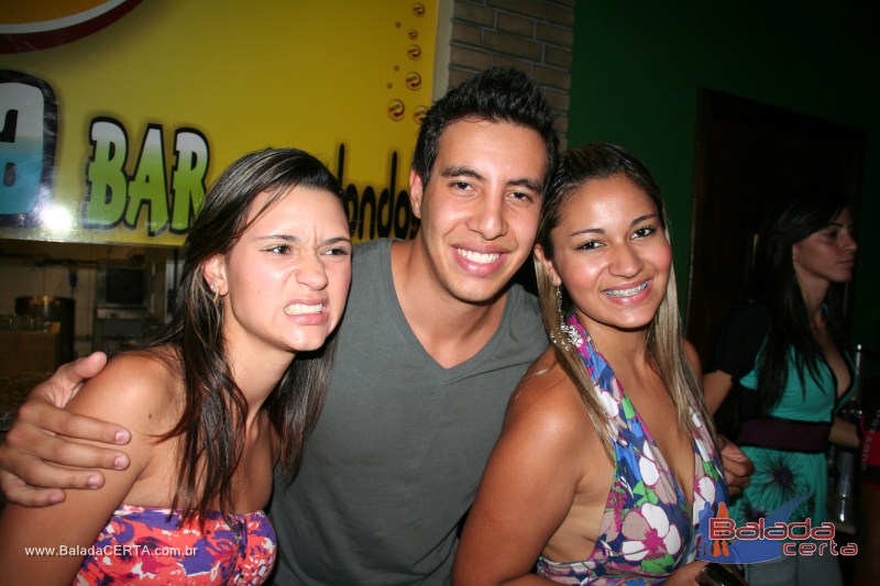 Balada: Fotos de domingo no Nana Bar em �guas Claras - DF
