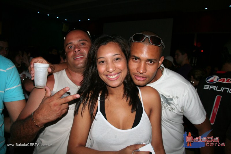 Balada: Fotos de domingo no Nana Bar em �guas Claras - DF
