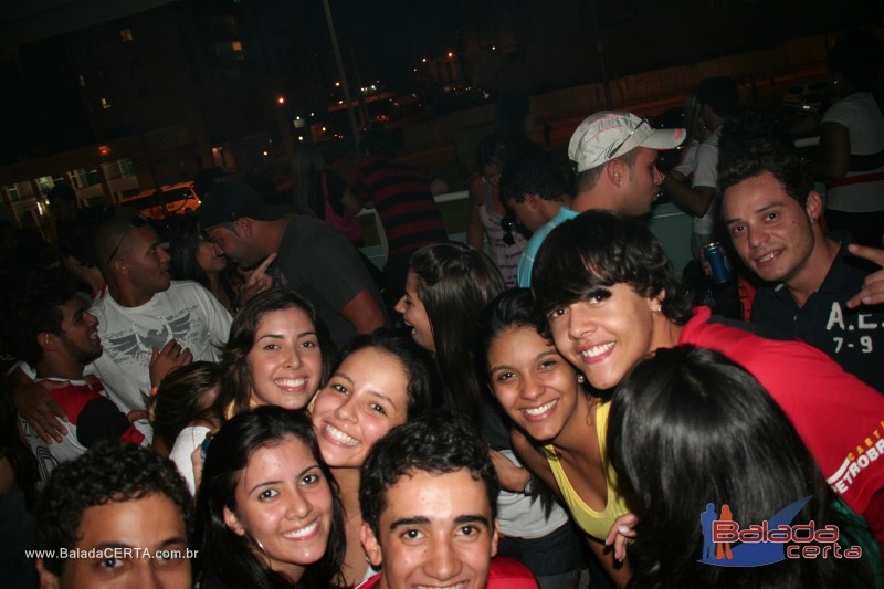 Balada: Fotos de domingo no Nana Bar em �guas Claras - DF