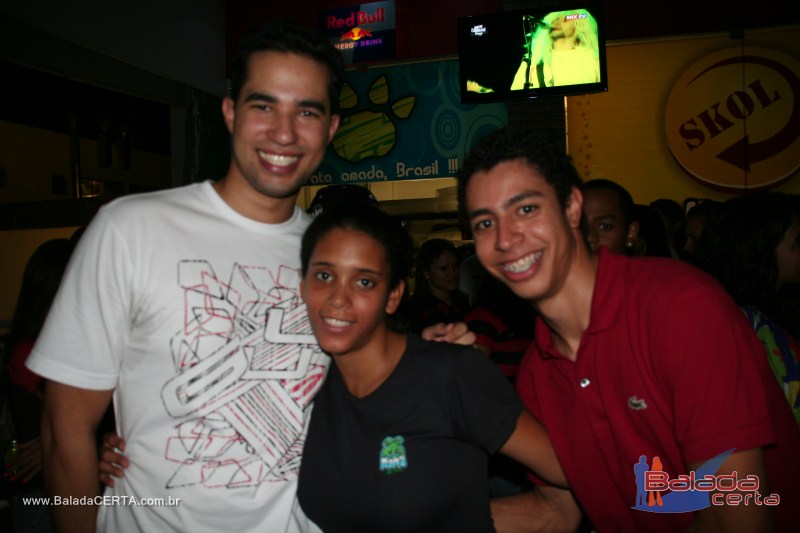 Balada: Fotos de domingo no Nana Bar em �guas Claras - DF