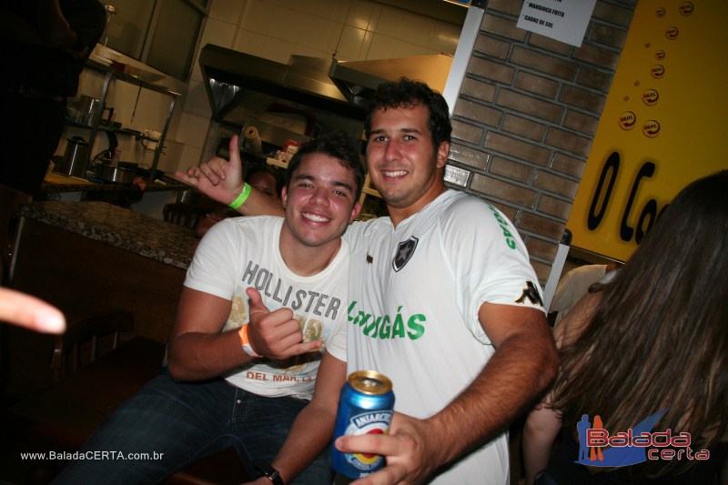 Balada: Fotos de domingo no Nana Bar em �guas Claras - DF