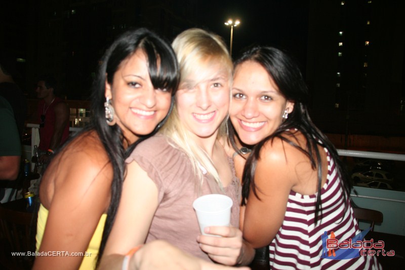 Balada: Fotos de domingo no Nana Bar em �guas Claras - DF