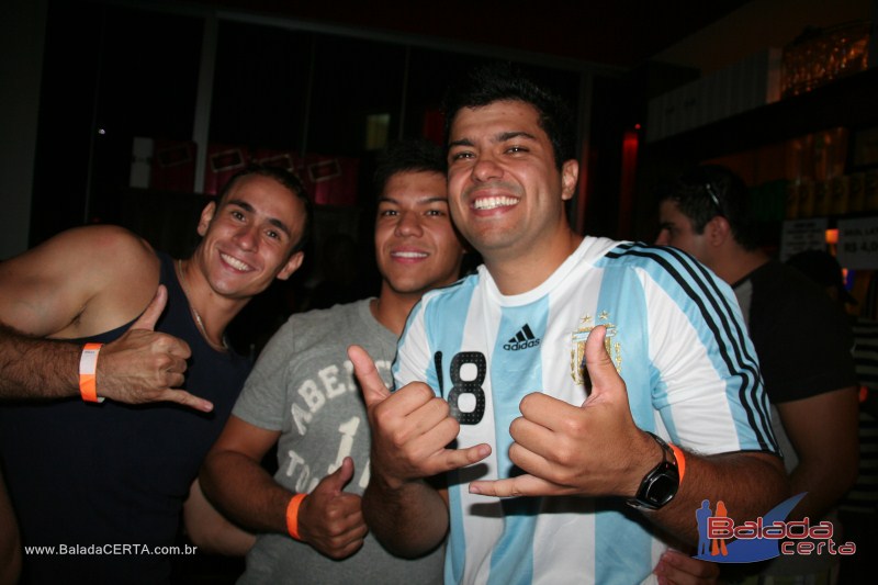 Balada: Fotos de domingo no Nana Bar em �guas Claras - DF