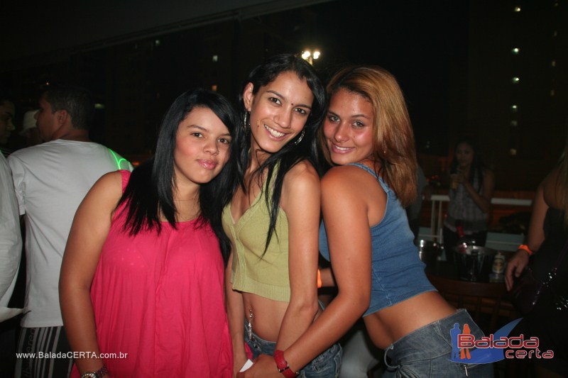 Balada: Fotos de domingo no Nana Bar em �guas Claras - DF