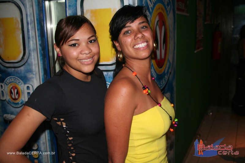 Balada: Fotos de domingo no Nana Bar em �guas Claras - DF