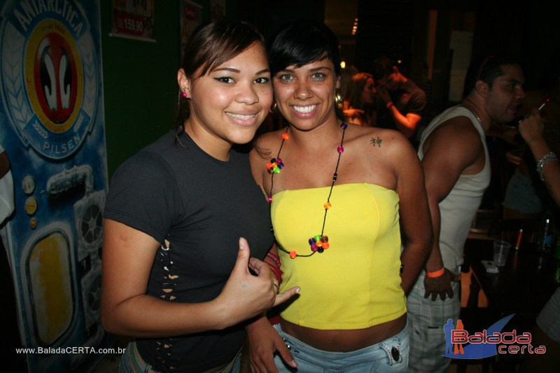 Balada: Fotos de domingo no Nana Bar em �guas Claras - DF