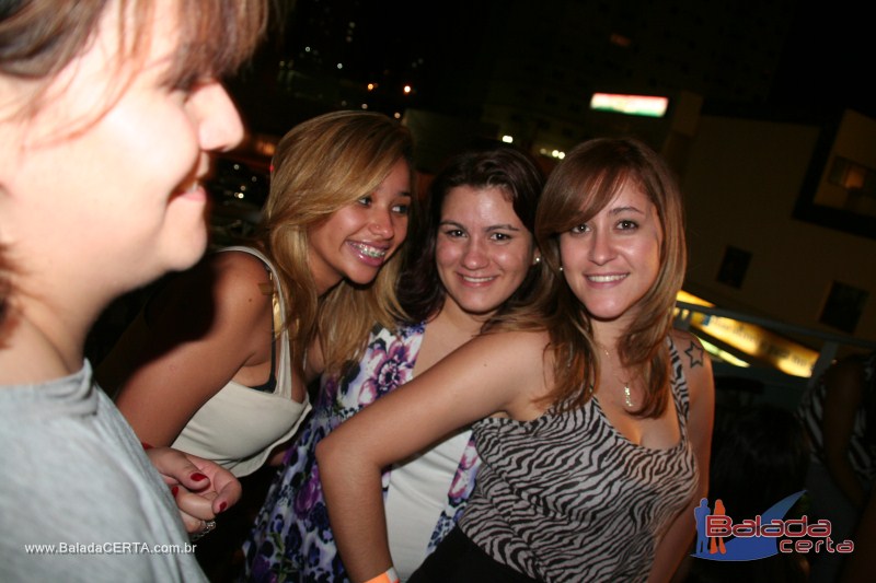 Balada: Fotos de domingo no Nana Bar em �guas Claras - DF